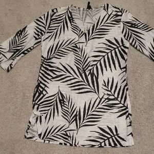 Black and White Leaf Print Top